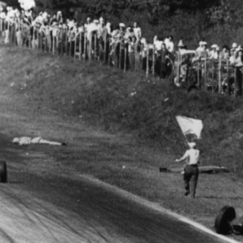 Drame à Monza, Von Trips gît sur le côté... Il ne survivra pas.